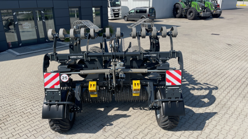 Wał dogniatający - WD Premium - AgroTom Producent Maszyn Rolniczych